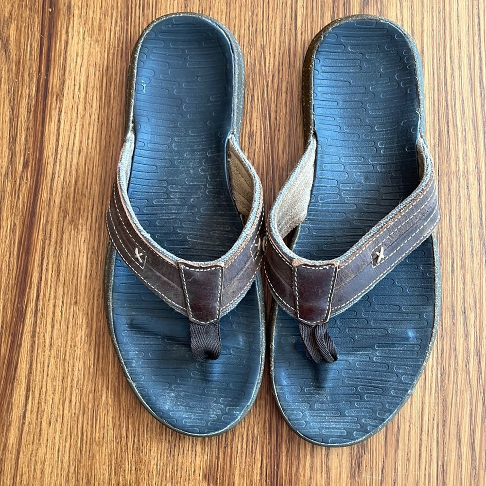 GH Bass Flip Flops